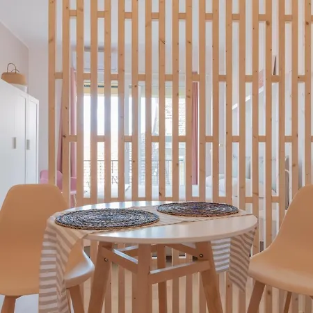 Appartement Teodora Pink *