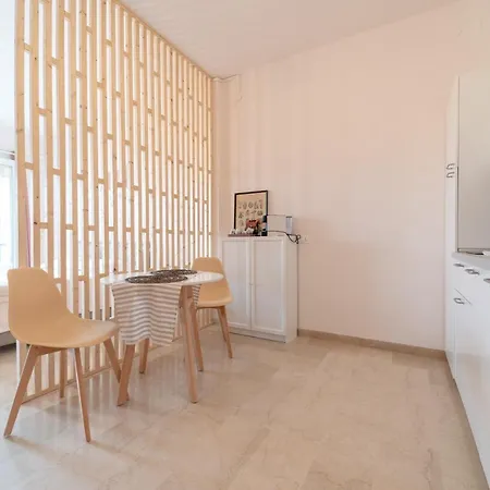 Teodora Pink Apartament *